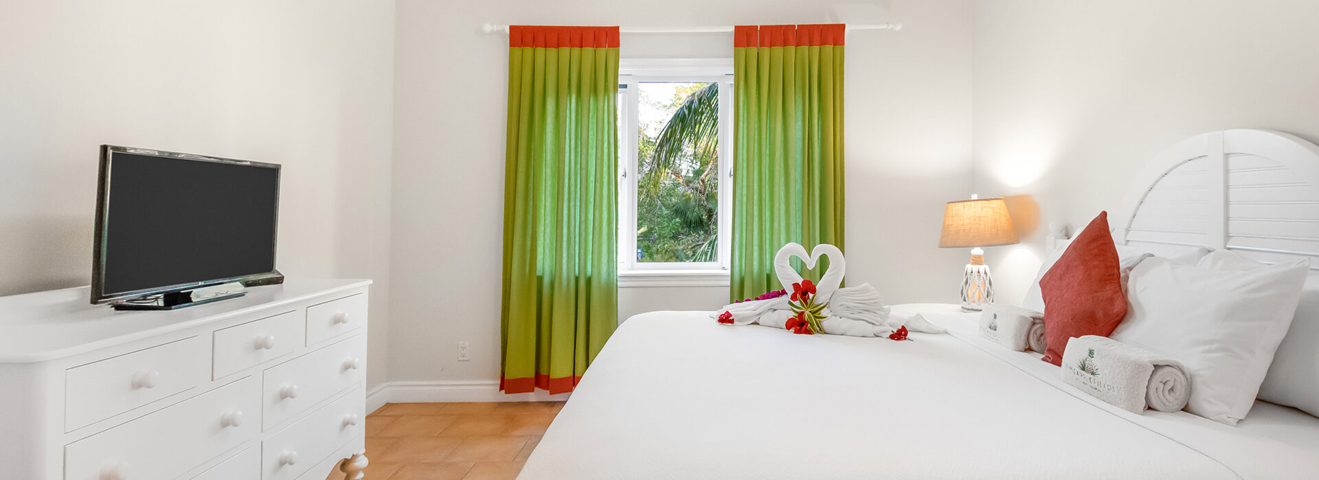 Pineapplefields Bedroom