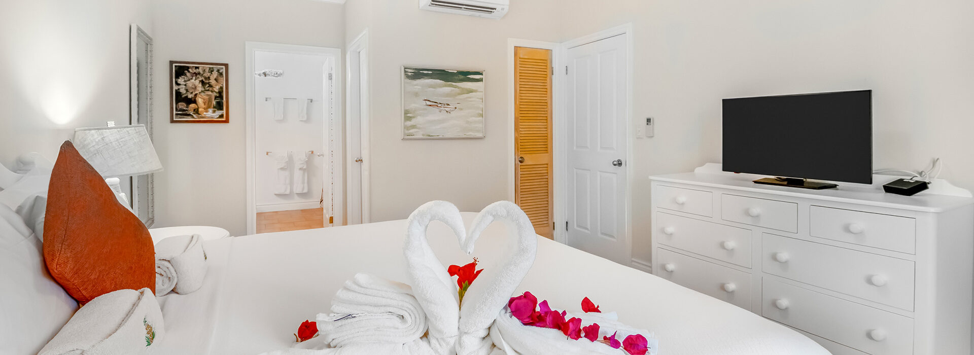 Pineapplefields Bedroom